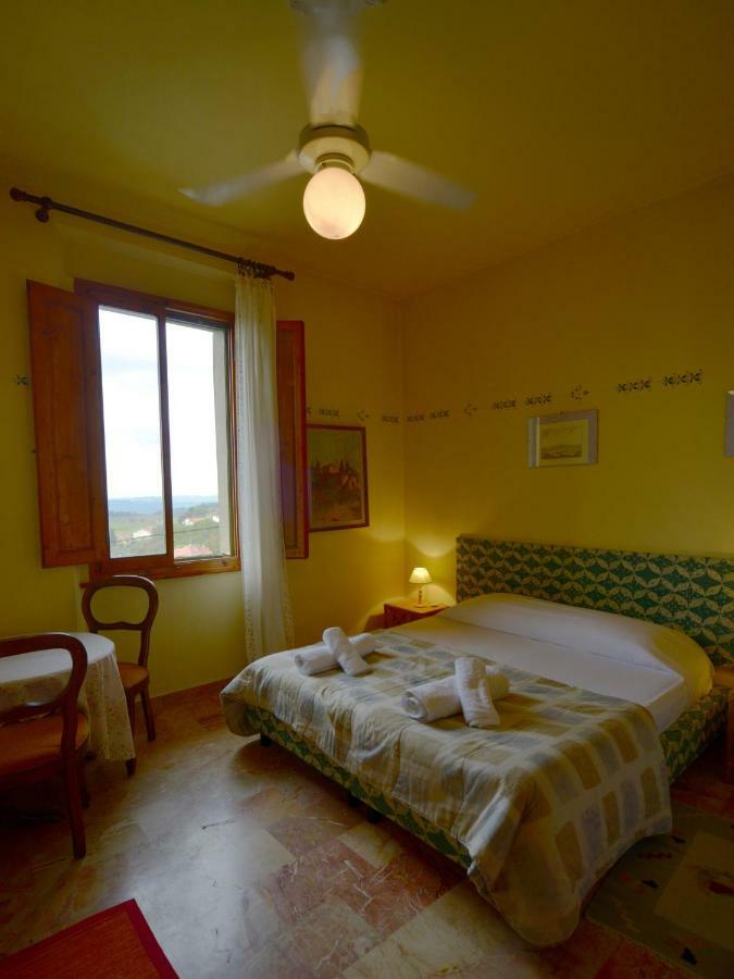 Готель Damario Panorama Panzano in Chianti Екстер'єр фото